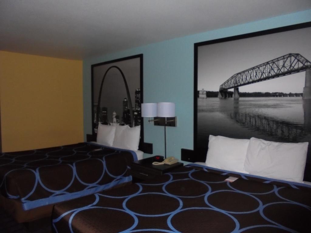 Super 8 By Wyndham Okawville Room photo